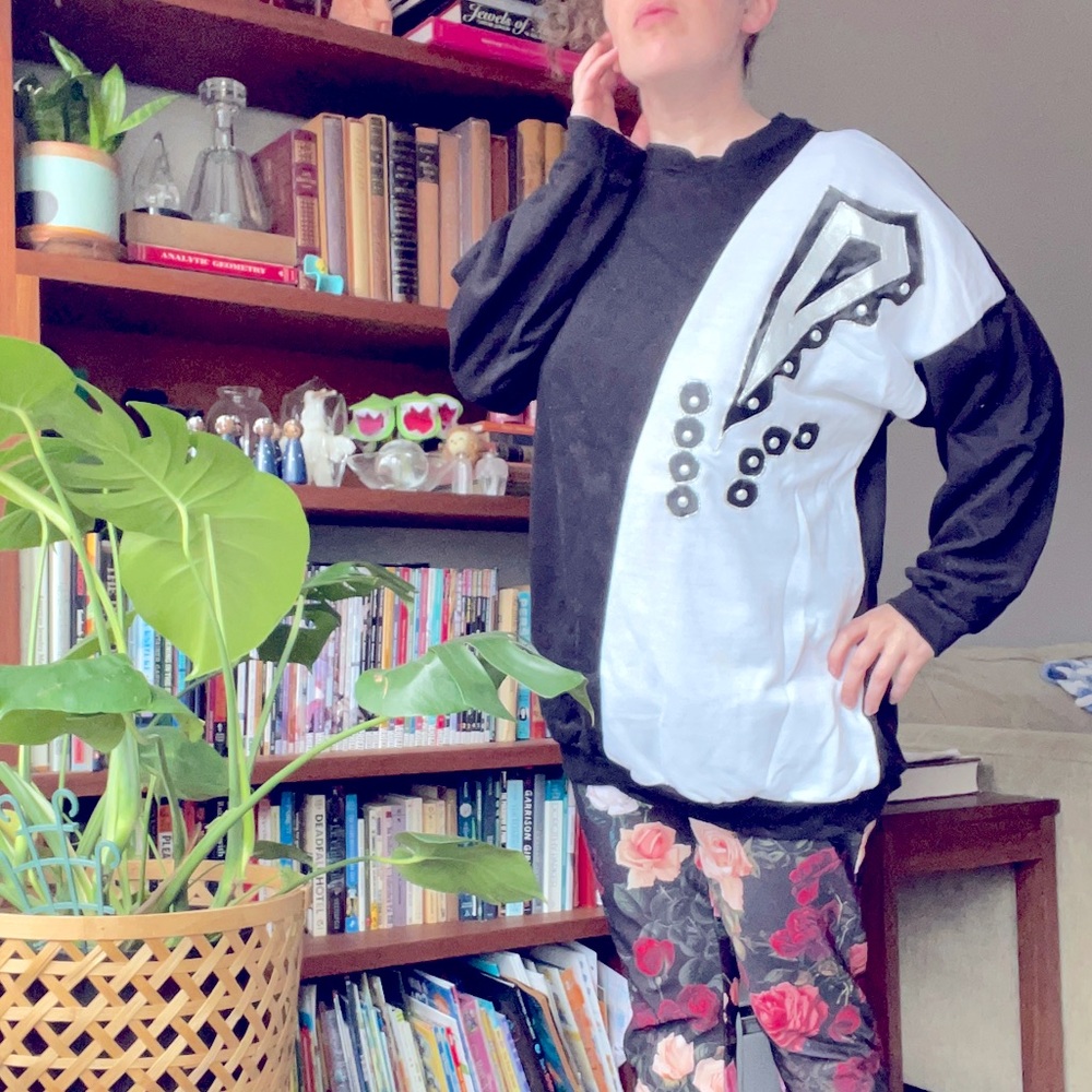 Vintage 80s sweater black and white mod geometric acrylic